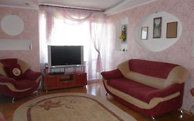 Бородина 107